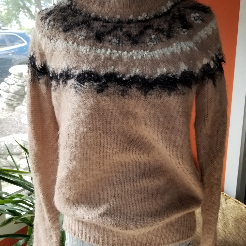 BDG Sweater